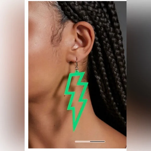 Forever 21 Jewelry Forever Lightning Bolt Drop Earring